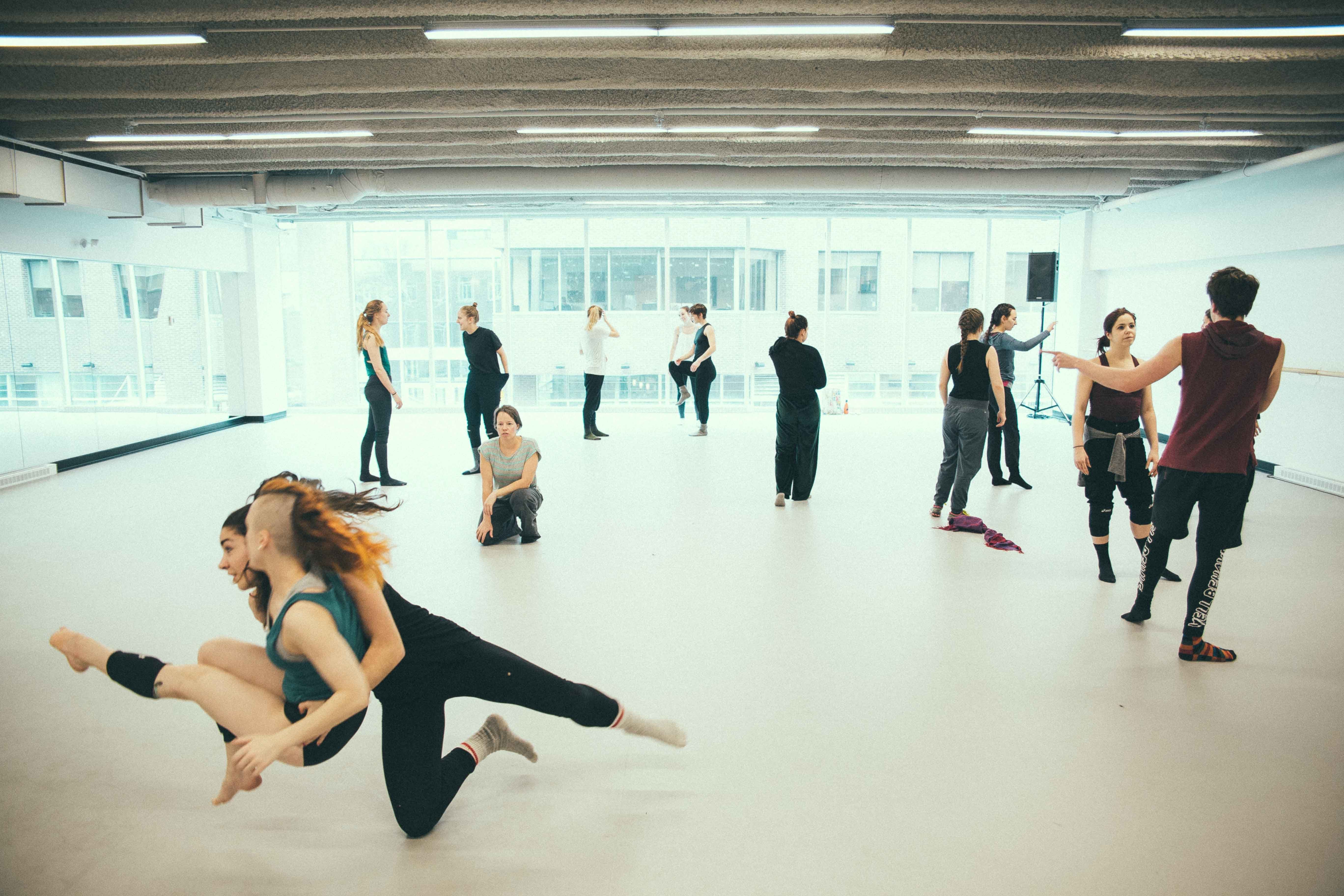 Creation graduate students EDQ Maison pour la danse Québec