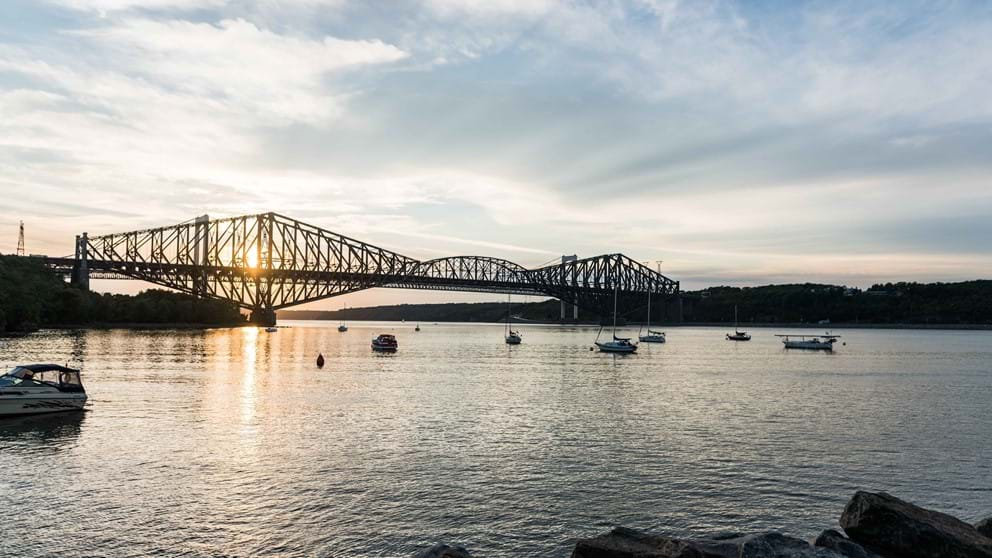 Pont Pierre Laporte vie à Quebec EDQ