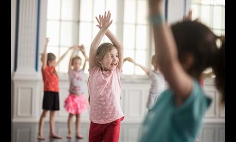 Cours de groupe danse enfants grand public Québec