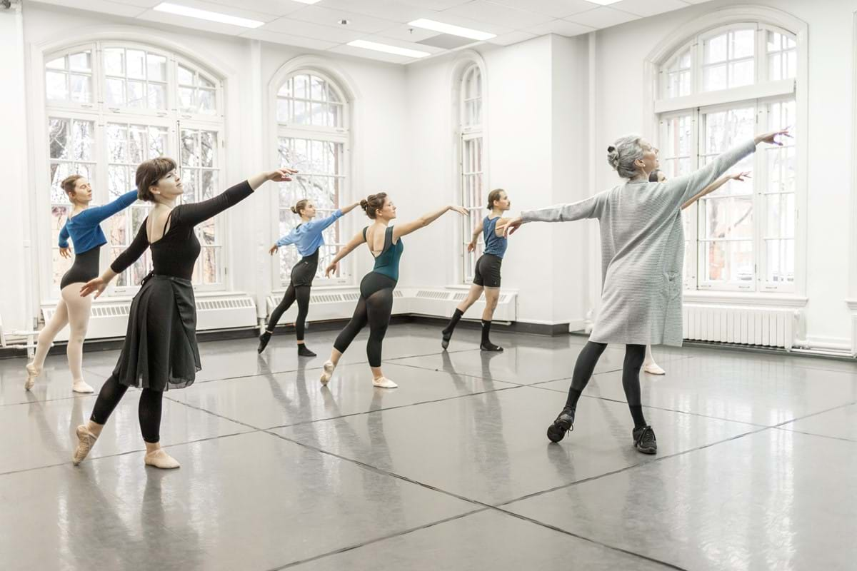 Ballet Inter Avec Enchaînement Hiver Cours De Danse