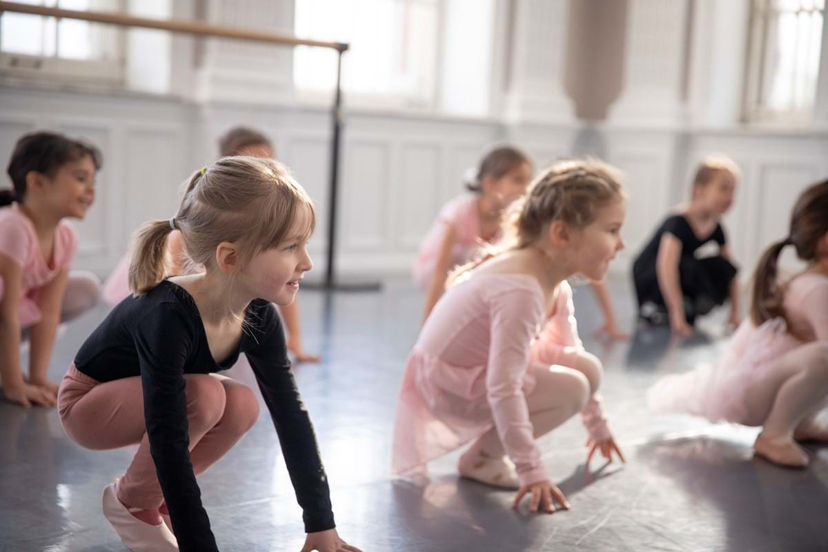 Danse Créative 4 Ans Automne Cours Pour Enfants