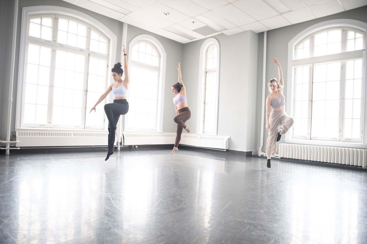 Jazz 2 Adultes Hiver Cours De Danse Ledq